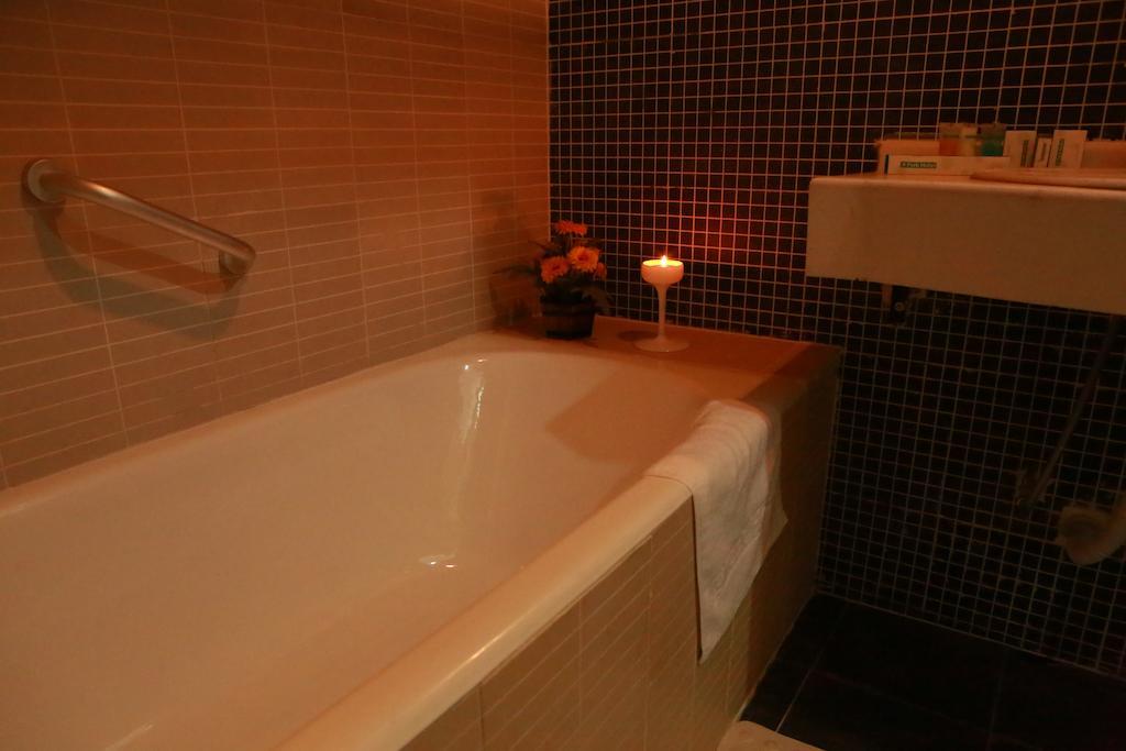 Park Hotel Уланбатар Стая снимка